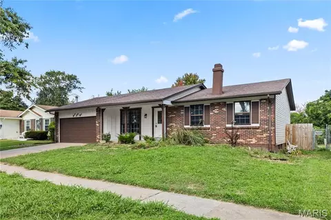 763 Mediterranean Dr, Florissant, MO 63031