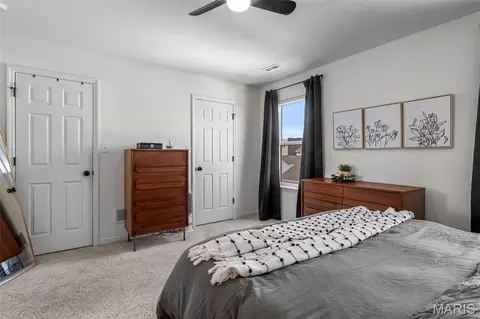 Bedroom - 9433 Vandervoort Ct, Crestwood, MO 63126 photo 2 of 8