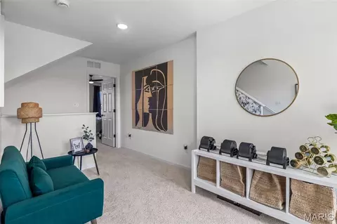 Entry Way - 9433 Vandervoort Ct, Crestwood, MO 63126 photo 5 of 7