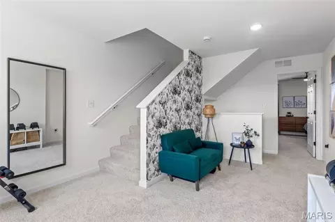 Entry Way - 9433 Vandervoort Ct, Crestwood, MO 63126 photo 4 of 7