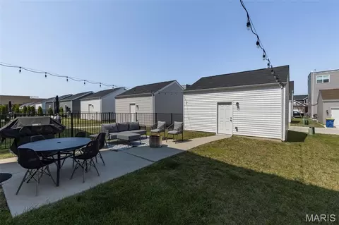 Exterior - 9433 Vandervoort Ct, Crestwood, MO 63126 photo 3 of 12