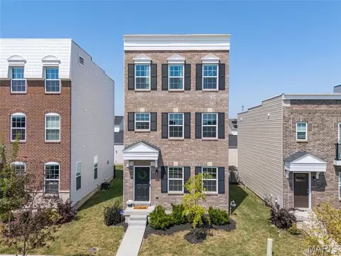 Exterior - 9433 Vandervoort Ct, Crestwood, MO 63126 photo 8 of 12