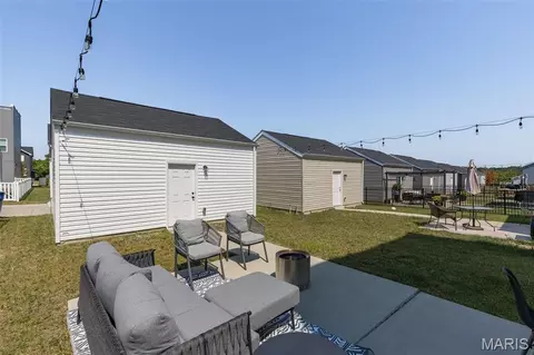 Exterior - 9433 Vandervoort Ct, Crestwood, MO 63126 photo 7 of 12