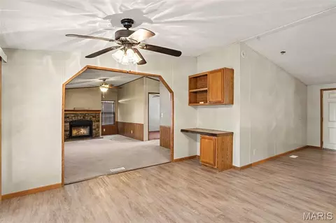 Living - 10173 Fair Acres, Sullivan, MO 63080 photo 2 of 3