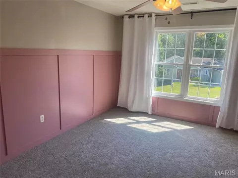 Bedroom - 56540 Mcfall Pl, Hannibal, MO 63401 photo 4 of 6