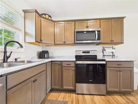 Kitchen - 266 Cypress Dr, Jackson, MO 63755 photo 3 of 3