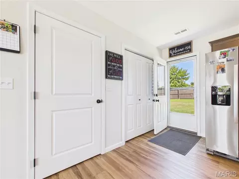 Entry Way - 266 Cypress Dr, Jackson, MO 63755 photo 6 of 7
