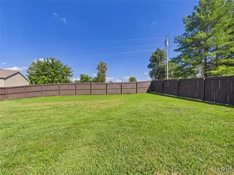 Exterior - 266 Cypress Dr, Jackson, MO 63755 photo 6 of 9