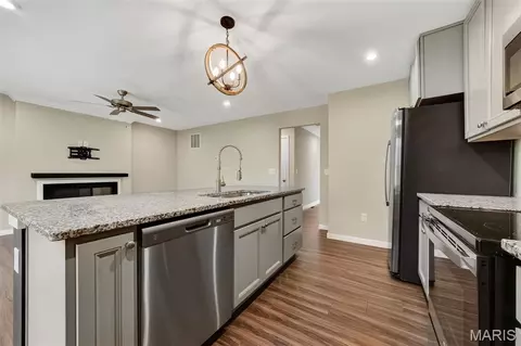 Kitchen - 345 Newbridge Way, O'fallon, MO 63368 photo 2 of 3