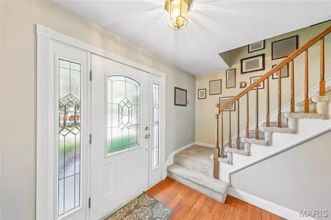 Entry Way - 70 Breezeview Dr, Ballwin, MO 63021 photo 2 of 2