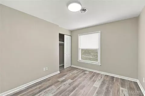 Bedroom - 502 Iron Lantern Dr, Ballwin, MO 63011 photo 4 of 5