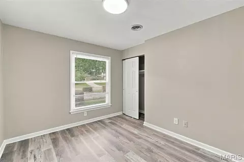 Bedroom - 502 Iron Lantern Dr, Ballwin, MO 63011 photo 5 of 5