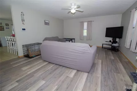 Living - 13475 Toffee, Saint Robert, MO 65584 photo 2 of 3