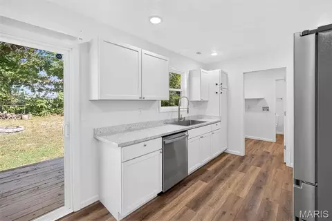 Kitchen - 307 S Nettleton Ave, Mansfield, MO 65704 photo 1 of 2