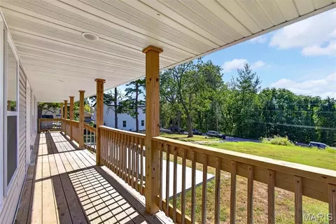 Exterior - 307 S Nettleton Ave, Mansfield, MO 65704 photo 2 of 4