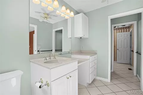 Bath - 226 Hemingway Ln #C, Weldon Spring, MO 63304 photo 5 of 6