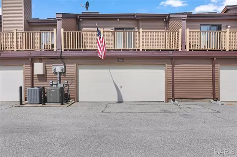 Exterior - 226 Hemingway Ln #C, Weldon Spring, MO 63304 photo 3 of 4