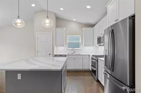 Kitchen - 2 Maple At Winsel Park, Sullivan, MO 63080 photo 3 of 3