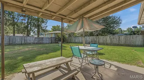 Exterior - 1112 David Dr, Kennett, MO 63857 photo 4 of 5