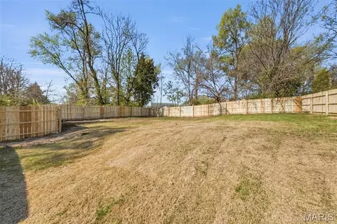 Exterior - 129 N Dade Ave, Ferguson, MO 63135 photo 5 of 8