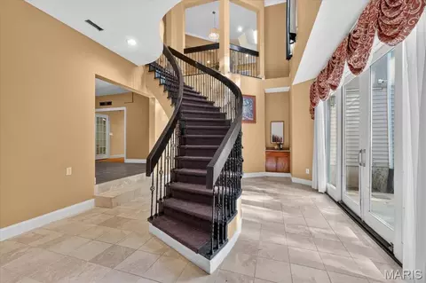 Entry Way - 2400 Wimbledon Estates Dr, Festus, MO 63028 photo 3 of 4