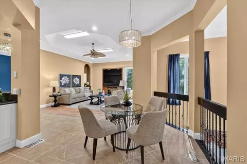 Dining - 2400 Wimbledon Estates Dr, Festus, MO 63028 photo 4 of 4