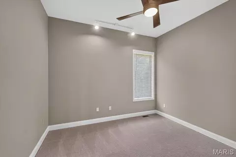 Bedroom - 2400 Wimbledon Estates Dr, Festus, MO 63028 photo 5 of 7