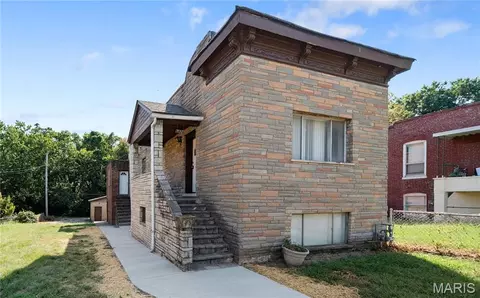 6424 Brockschmidt Pl, Saint Louis, MO 63139