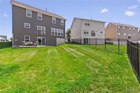 Exterior - 211 Brookview Way Ct, O'fallon, MO 63366 photo 3 of 6