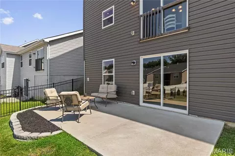 Exterior - 211 Brookview Way Ct, O'fallon, MO 63366 photo 5 of 6