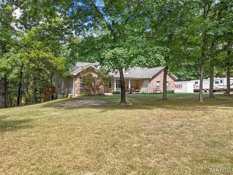Exterior - 3325 Green Dr, Festus, MO 63028 photo 3 of 12
