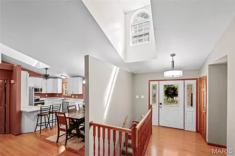 Entry Way - 3325 Green Dr, Festus, MO 63028 photo 2 of 4