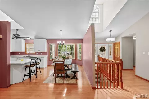 Entry Way - 3325 Green Dr, Festus, MO 63028 photo 4 of 4