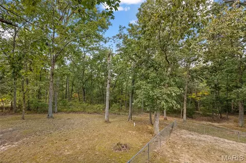 Exterior - 3325 Green Dr, Festus, MO 63028 photo 6 of 12