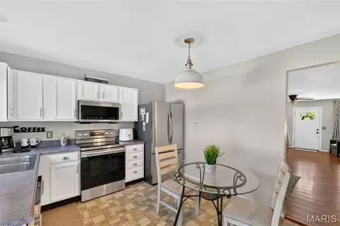 Kitchen - 312 Hawks View Dr, O'fallon, MO 63368 photo 1 of 2