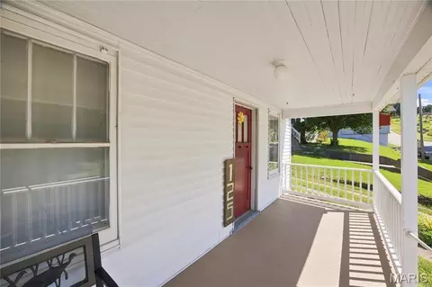 Exterior - 125 E 9th St, Hermann, MO 65041 photo 3 of 10