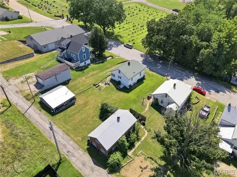 View/Area - 125 E 9th St, Hermann, MO 65041 photo 3 of 6