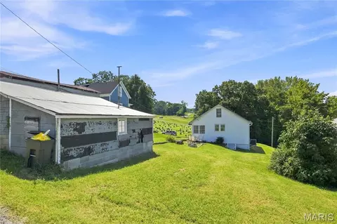 Exterior - 125 E 9th St, Hermann, MO 65041 photo 8 of 10