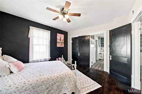 Bedroom - 125 E 9th St, Hermann, MO 65041 photo 3 of 3