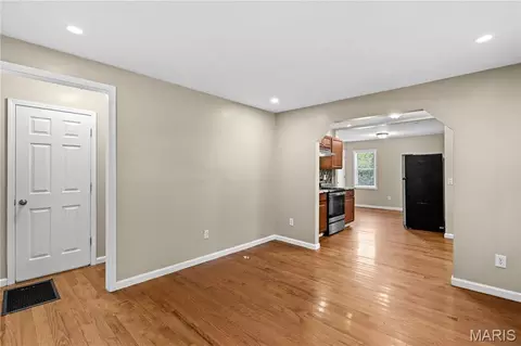 Living - 6155 Emerald Ave, Ferguson, MO 63135 photo 3 of 3