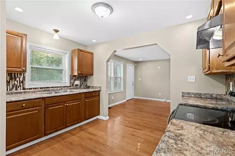 Kitchen - 6155 Emerald Ave, Ferguson, MO 63135 photo 3 of 3