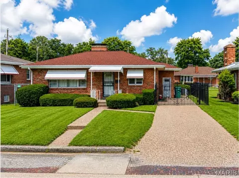 2909 Louisiana Blvd, East St Louis, IL 62205