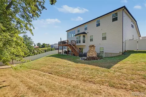 Exterior - 18 Macarthur Ct, Saint Charles, MO 63304 photo 5 of 5