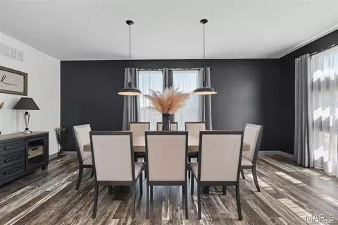 Dining - 18 Macarthur Ct, Saint Charles, MO 63304 photo 1 of 3