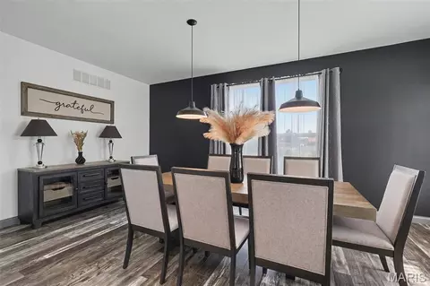 Dining - 18 Macarthur Ct, Saint Charles, MO 63304 photo 2 of 3
