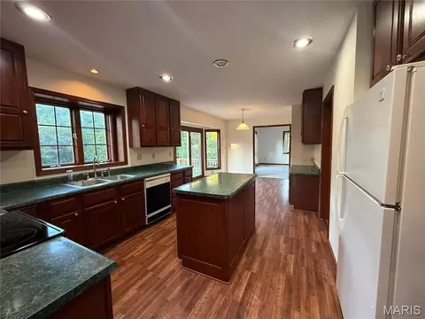Kitchen - 3206 Nottoway Ave, Godfrey, IL 62035 photo 1 of 1