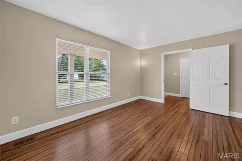 Living - 1114 Patsy Ln, O'fallon, MO 63366 photo 1 of 3