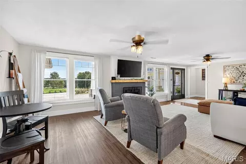 Living - 8120 Angell Rd, Gerald, MO 63037 photo 5 of 6
