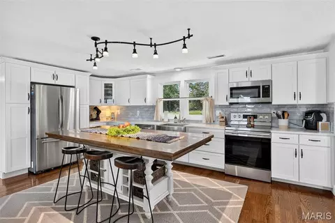 Kitchen - 8120 Angell Rd, Gerald, MO 63037 photo 2 of 6
