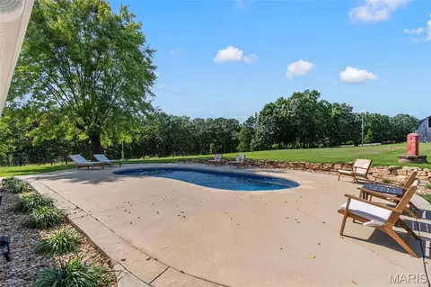 Exterior - 8120 Angell Rd, Gerald, MO 63037 photo 15 of 27
